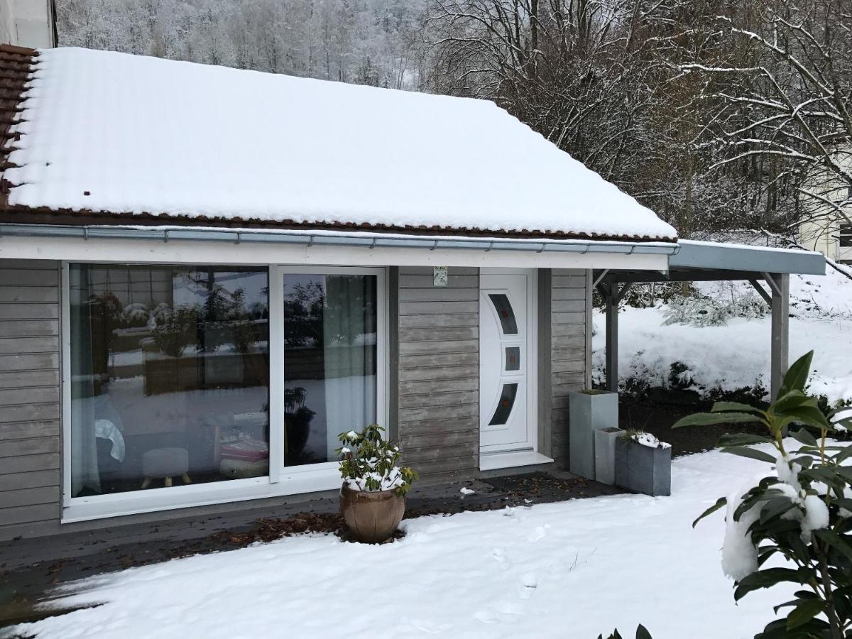 Studio A Le Menil Avec Magnifique Vue Sur La Montagne Jardin Amenage Et Wifi A 4 Km De La Plage 아파트 외부 사진