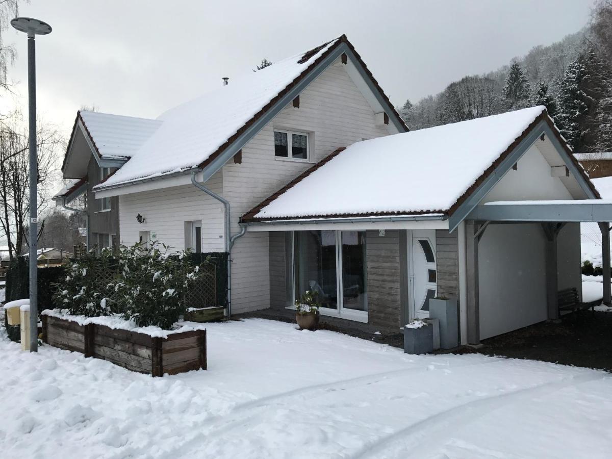 Studio A Le Menil Avec Magnifique Vue Sur La Montagne Jardin Amenage Et Wifi A 4 Km De La Plage 아파트 외부 사진